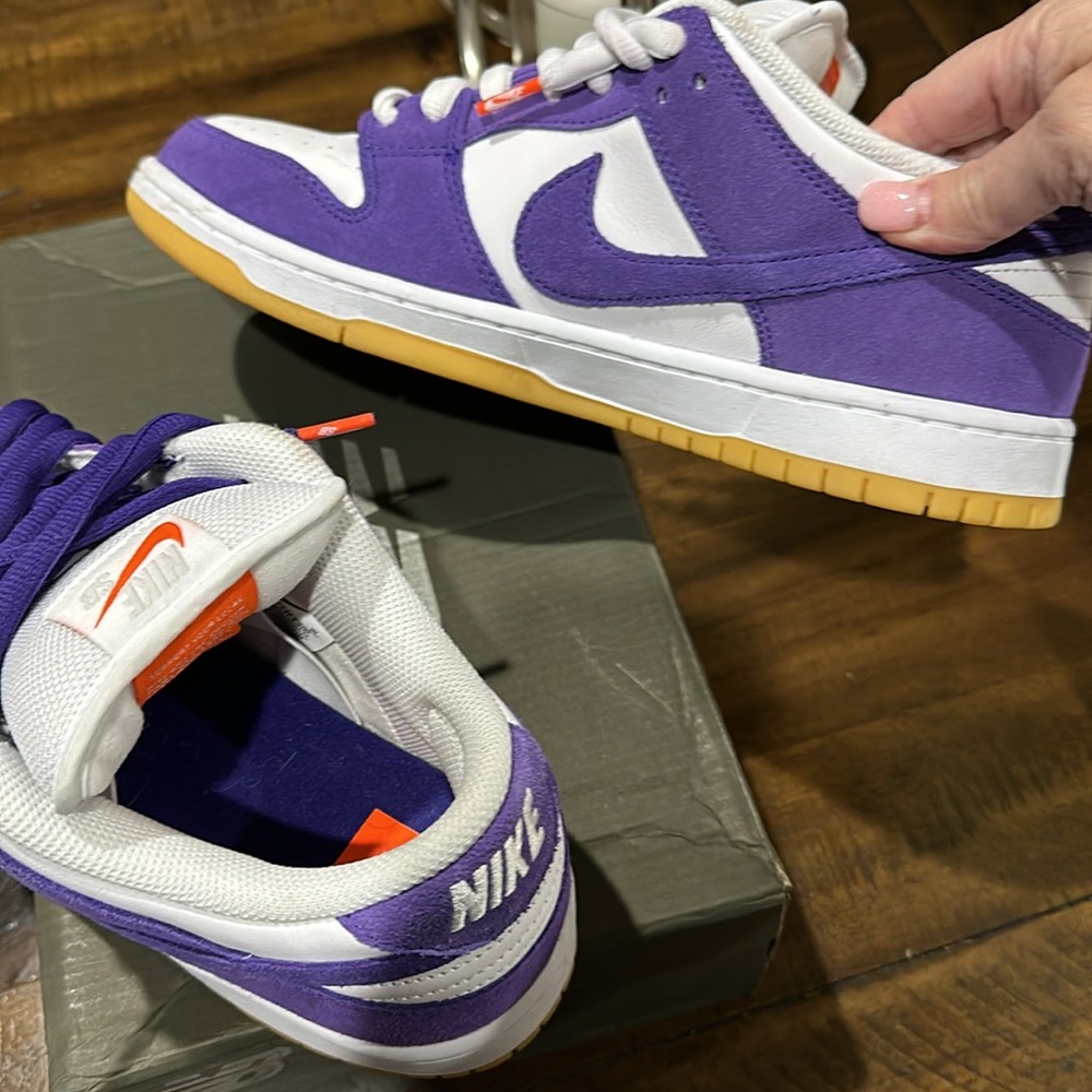 Nike Dunks. Been Worn Once - image 5